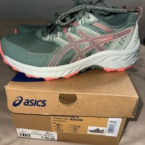 Asics Gel-Venture 9 Green and Pink Trail Shoes